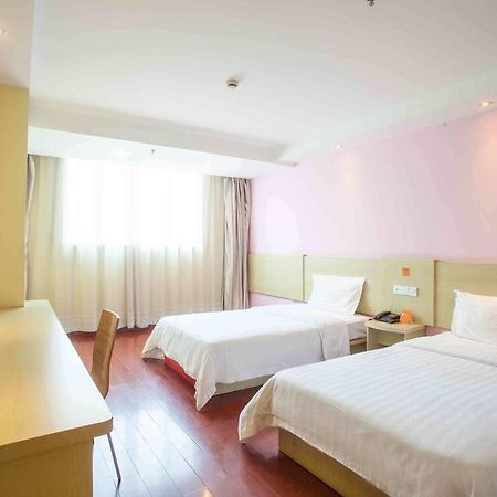 7Days Inn Chengdu Wuda Garden Exterior photo