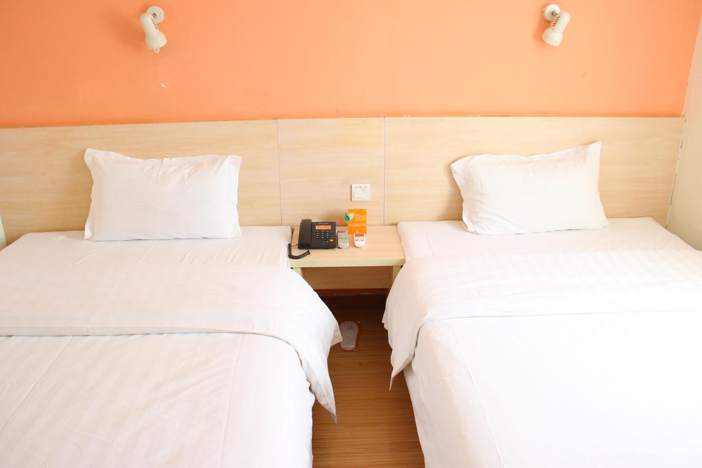 7Days Inn Chengdu Wuda Garden Room photo