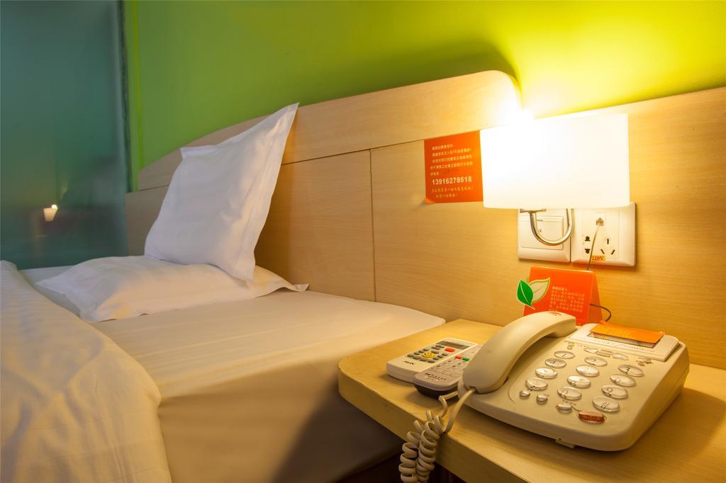 7Days Inn Chengdu Wuda Garden Room photo