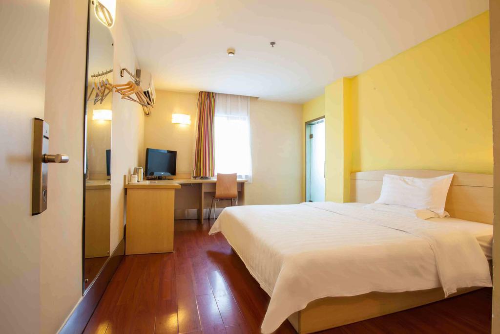 7Days Inn Chengdu Wuda Garden Room photo