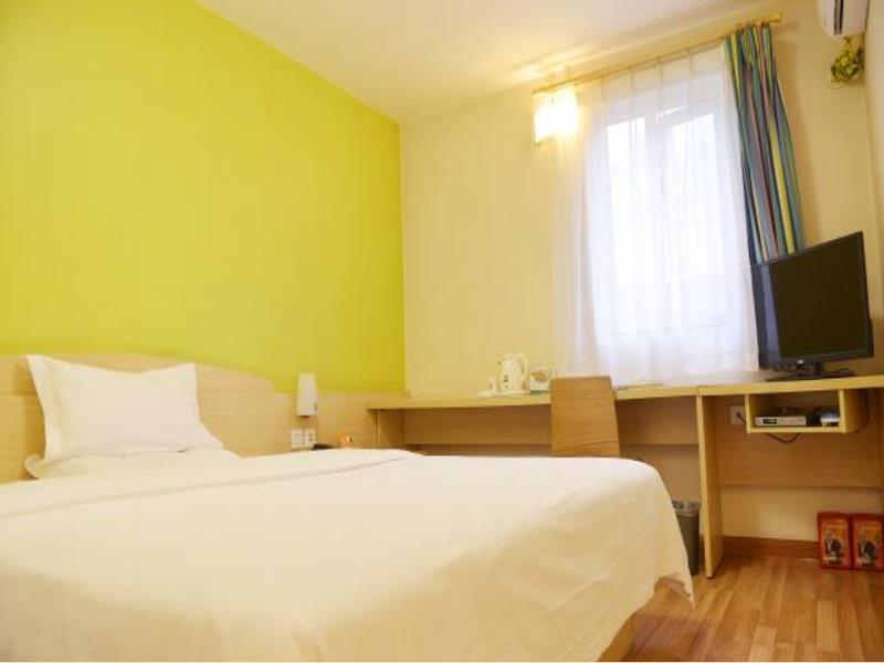 7Days Inn Chengdu Wuda Garden Exterior photo