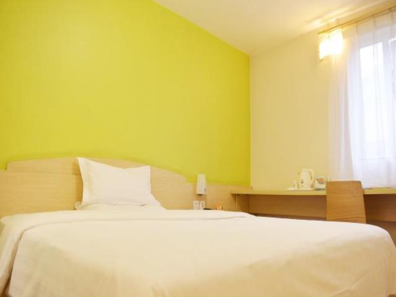 7Days Inn Chengdu Wuda Garden Exterior photo