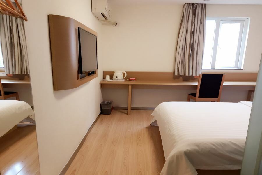 7Days Inn Chengdu Wuda Garden Exterior photo